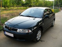 Mitsubishi Carisma 1.8 GDI foto
