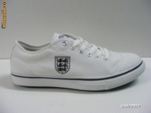Tenisi UMBRO nr. 40.5, 42, 43 si 44, InCutie, COD 361 foto