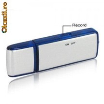 REPORTOFON DIGITAL GEN STICK USB 4 GB MEMORIE,ACUMULATOR foto