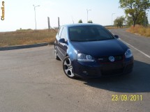 VOLKSWAGEN GOLF V GTI foto