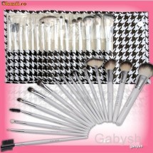 Borseta Trusa Set Machiaj Make-up Profesionala 16 Pensule Fraulein38 foto