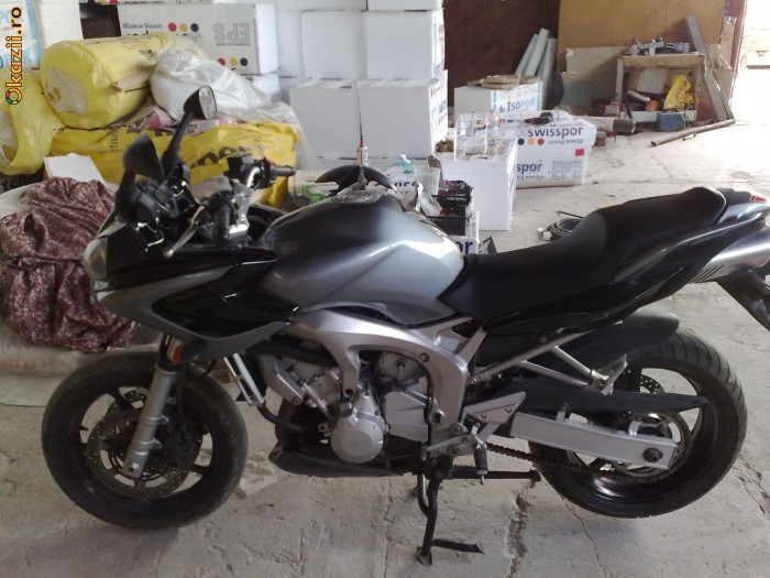YAMAHA FAZER FZ6 S2 2004 foto mare