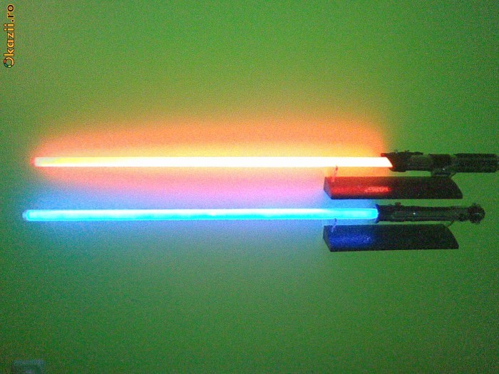 VAND SABII LASER (LIGHTSABER) FILMUL STAR WARS foto mare