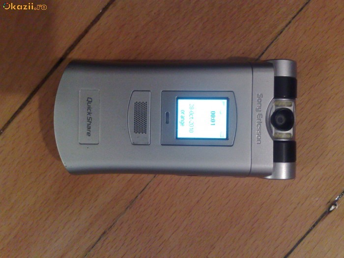 sony ericsson z800i .,,e ca nou '' functioneaza pe orice retea foto mare
