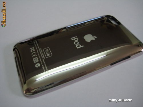 capac spate silver  iPod Touch 2nd Gen  16G,8G foto mare