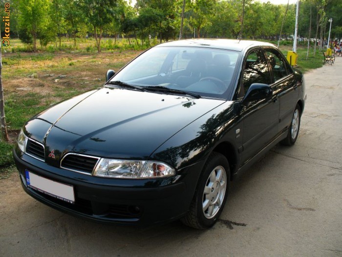 Mitsubishi Carisma 1.8 GDI foto mare