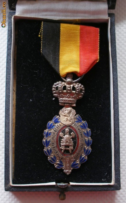 Belgia - Decoration du Travail clasa 2 - stare foarte buna + cutia originala foto mare