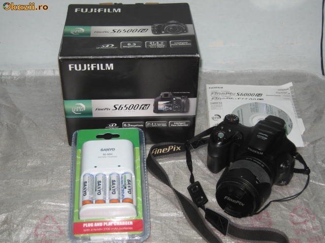 APARAT FOTO DIGITAL FUJIFILM S6500FD CU ACCESORII foto mare