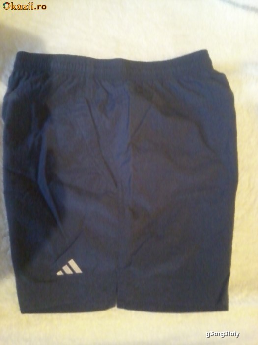 sort / pantaloni scurti adidas originali foto mare