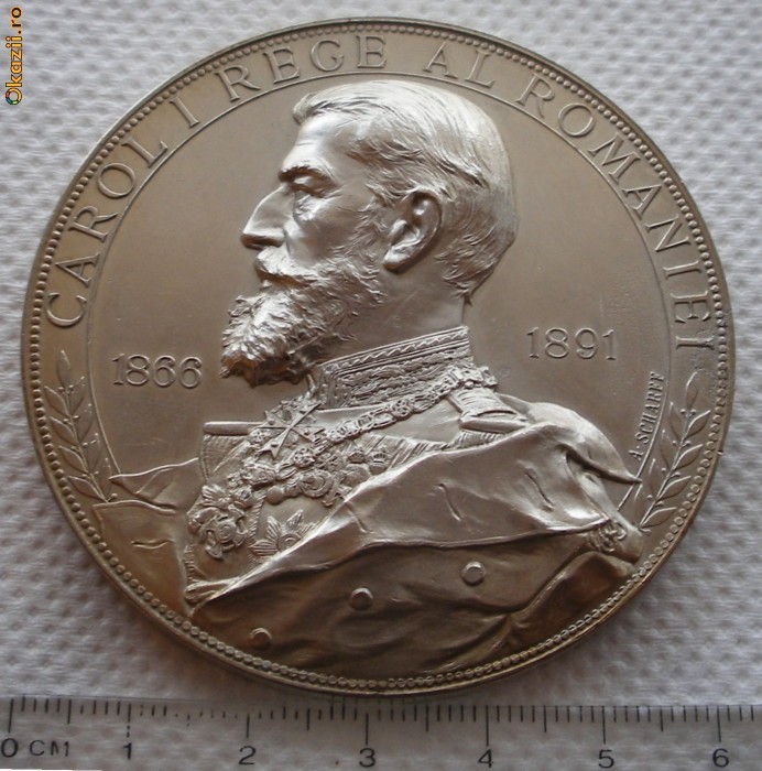 Carol I Rege al Romaniei - jubileul de 25 ani de domnie 1866 - 1891 - argintata - stare impecabila - gravor A. Scharff - piesa superba foto mare