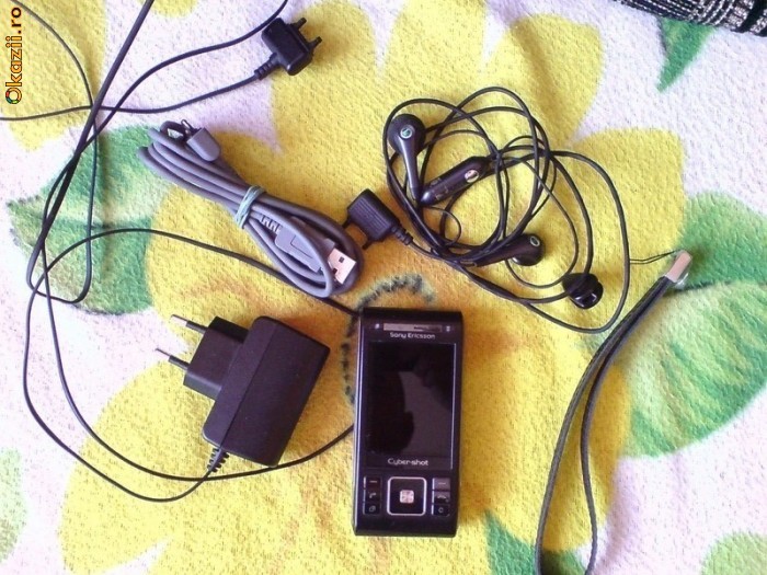 sony ericsson c905 foto mare