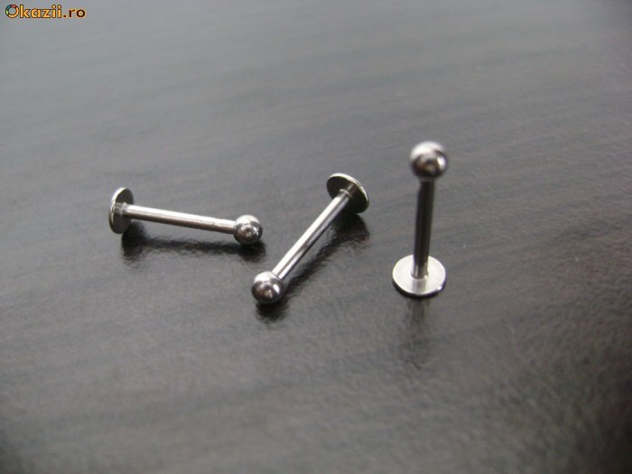 PIERCING BUZA OTEL CHIRURGICAL BILA foto mare