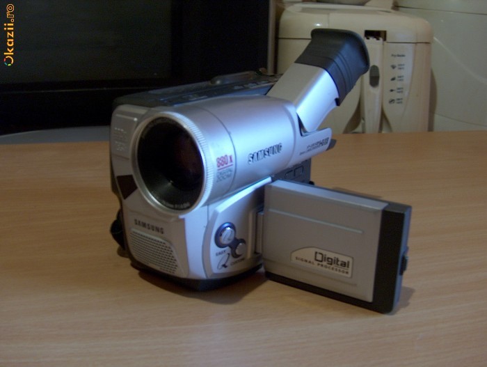 VAND CAMERA VIDEO ,,SAMSUNG,, VP_L800 8mm foto mare
