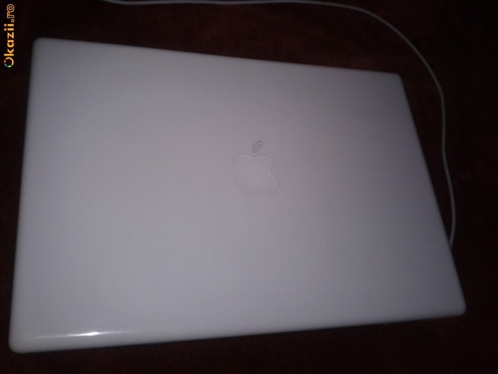 Macbook Apple Alb foto mare
