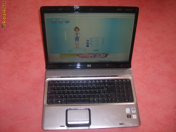 Hp Pavilion 17 foto mare
