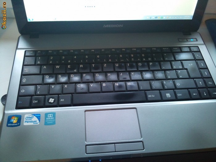Laptop Medion Akoya E3211 Clasa Business foto mare